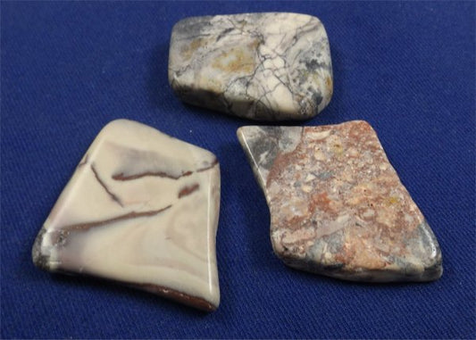 Metaphysical Healing Properties of Purple Hyacinth Jasper