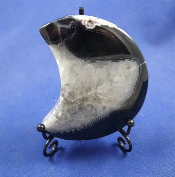 Banded Black Agate And Quartz Moon 1