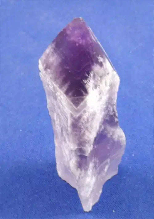 Metaphysical Healing Properties Of Dragon Tooth Shaped Crystals - Crystals By Rob