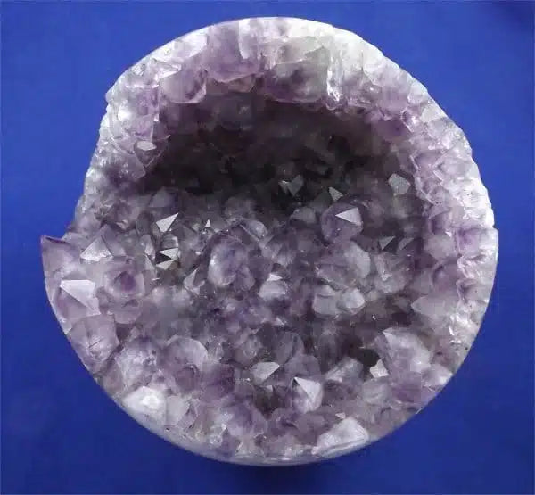 Metaphysical Healing Properties Of Amethyst Geode Spheres