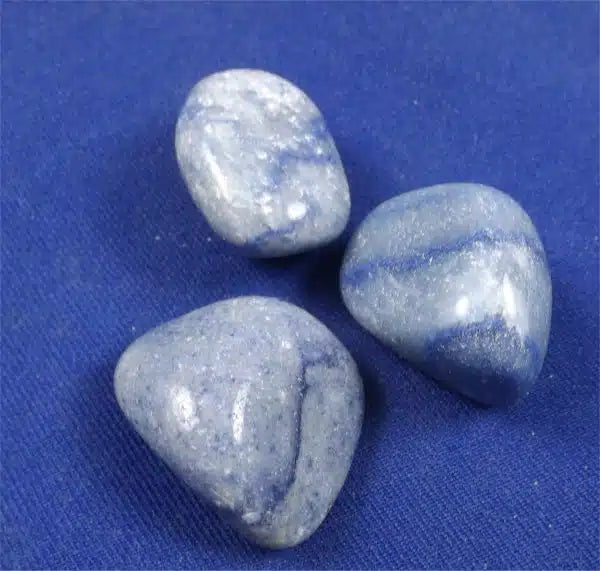 Metaphysical Healing Properties of Blue Quartz - Crystals By Rob