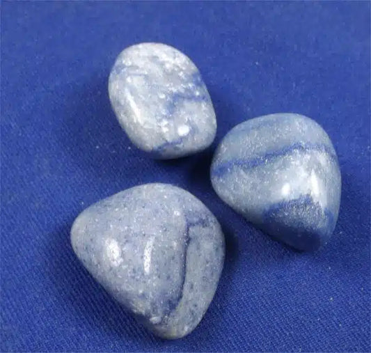 Metaphysical Healing Properties of Blue Quartz - Crystals By Rob