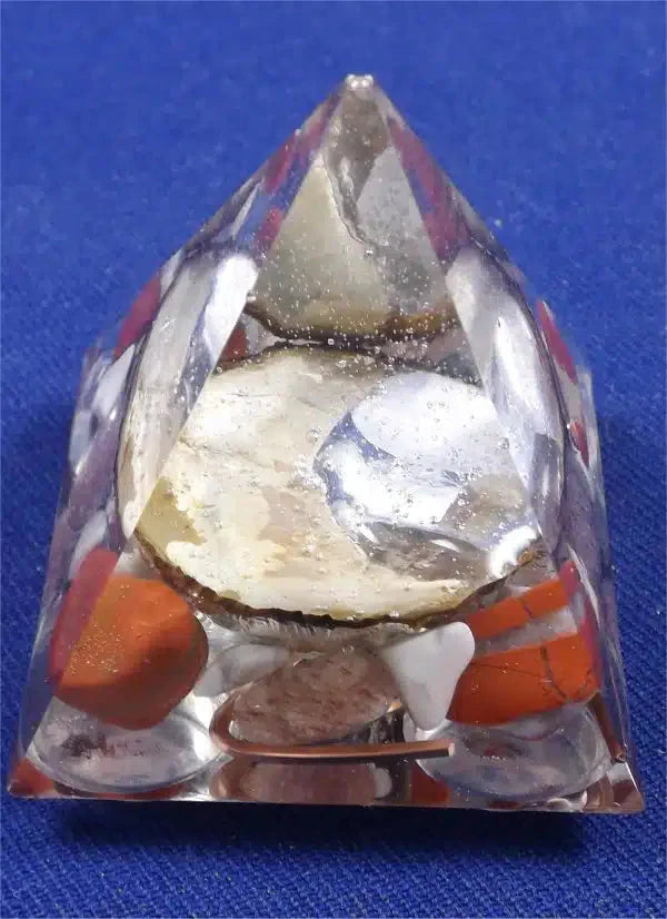 Metaphysical Healing Properties Of Pyramid Shaped Crystals - Crystals By Rob