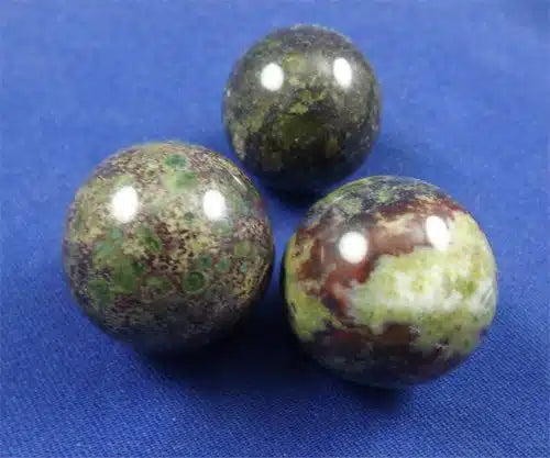Dragons Blood Spheres 1.20″ – 1.25″