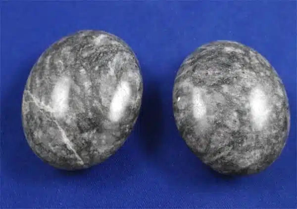 Garnet In Schist Palm Stones
