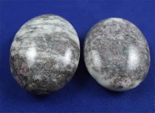 Garnet In Schist Palm Stones